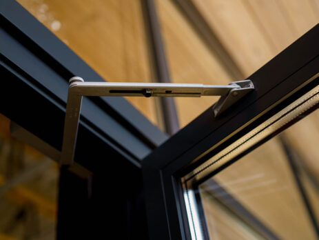 Systemy automatyki drzwiowej